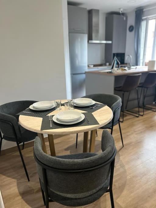 Piso Deluxe Con Balcon Cerca Del Casco Viejo Daire Bilbao Dış mekan fotoğraf