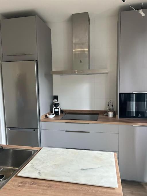 Piso Deluxe Con Balcon Cerca Del Casco Viejo Daire Bilbao Dış mekan fotoğraf