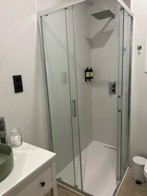 Piso Deluxe Con Balcon Cerca Del Casco Viejo Daire Bilbao Dış mekan fotoğraf