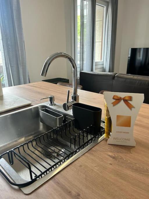 Piso Deluxe Con Balcon Cerca Del Casco Viejo Daire Bilbao Dış mekan fotoğraf